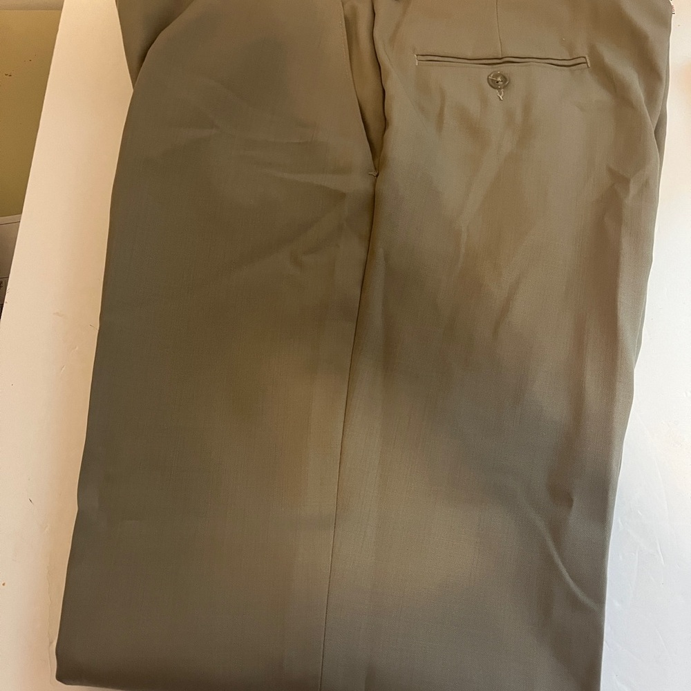 Calvin Klein Men’s Tan Dress Pants size 34/30